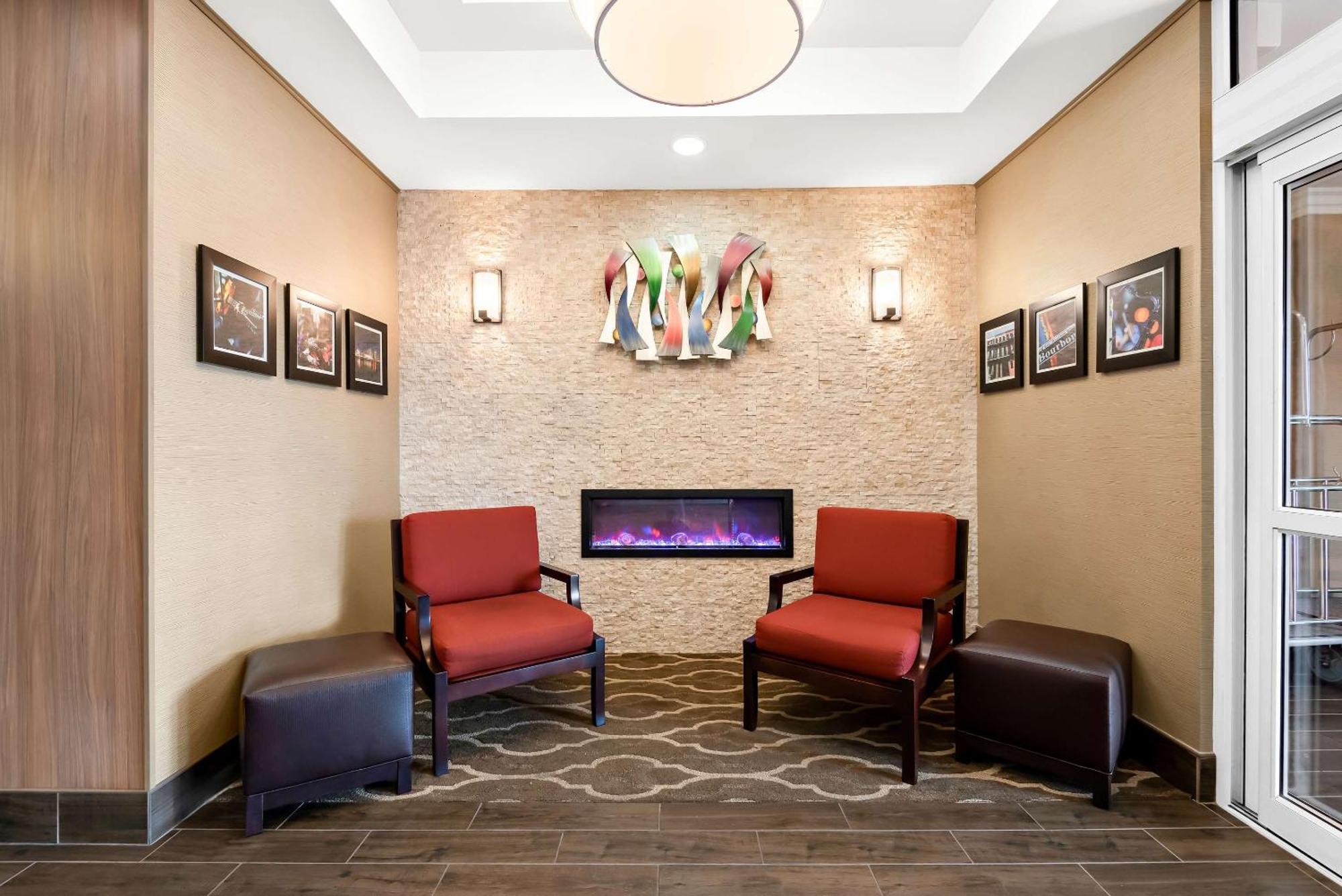 Comfort Suites New Orleans East Esterno foto