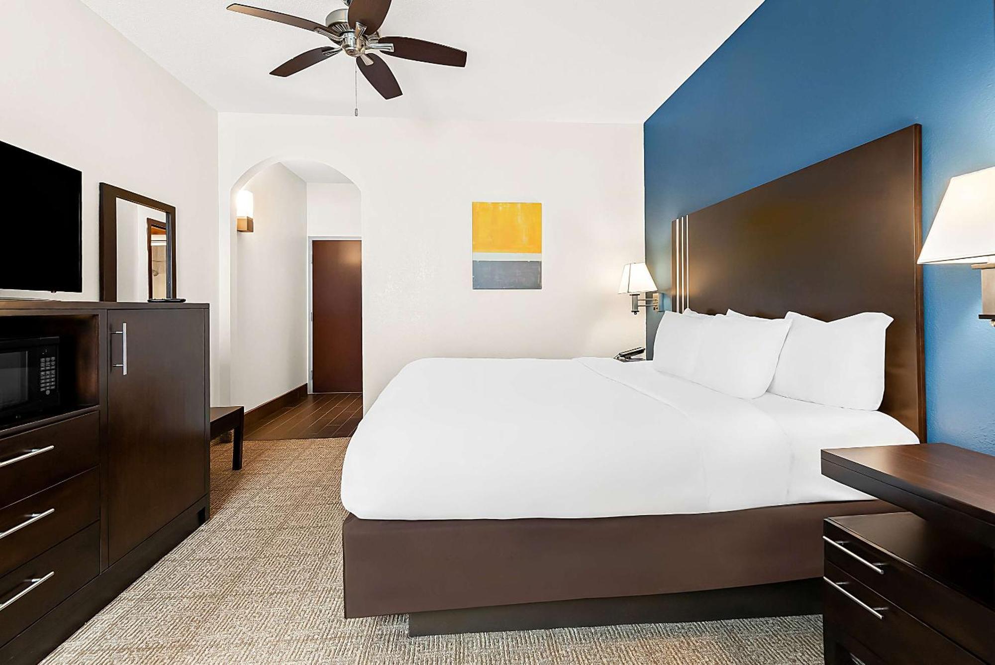 Comfort Suites New Orleans East Esterno foto